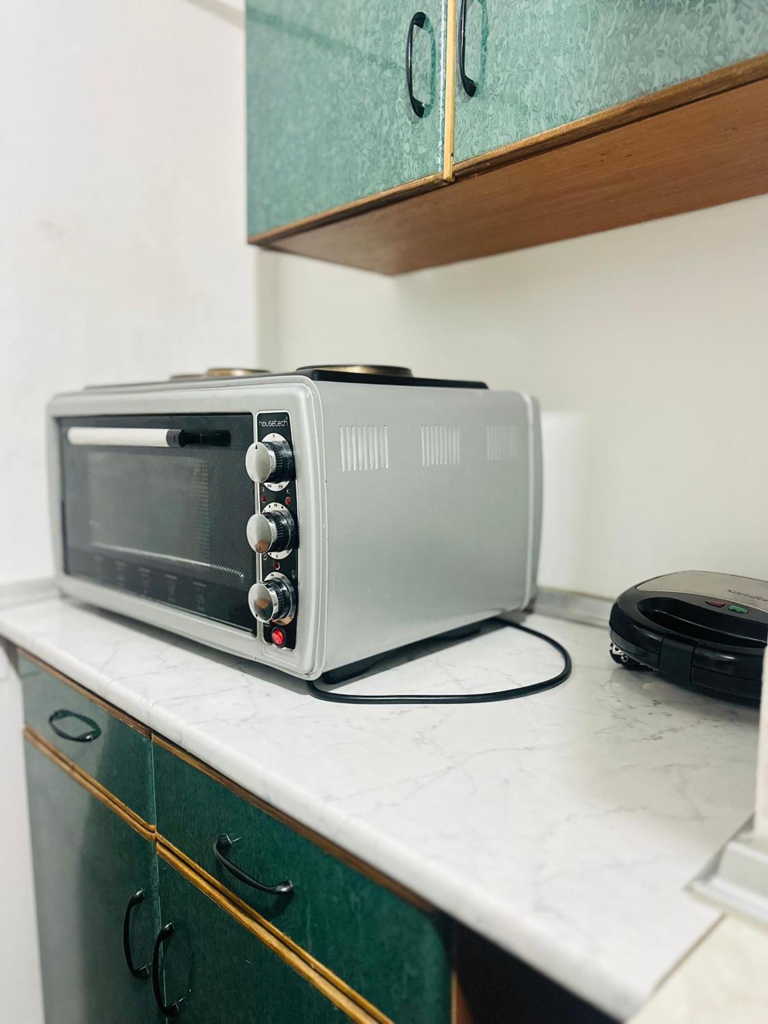 Families Or Friends 24-7 Selfcheck In Apartment Tirana